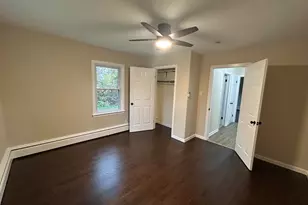 1359 State St, Hobart, IN 46342 - Photo 4