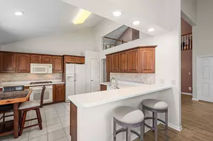 514 Pinehurst Ln, Schererville, IN 46375 - Photo 10