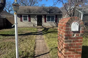 714 N Carroll Ave, Michigan City, IN 46360 - Photo 1