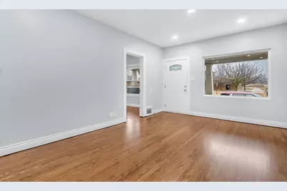 7007 Marshall Avenue, Hammond, IN 46323 - Photo 6