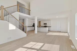 545 E 130th Pl, Crown Point, IN 46307 - Photo 14