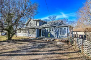 1765 Tower St, Chesterton, IN 46304 - Photo 2