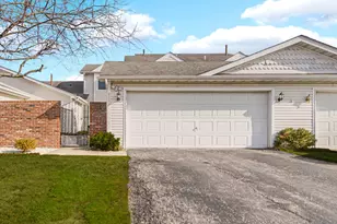 9993 Hunters Run, Saint John, IN 46373 - Photo 2