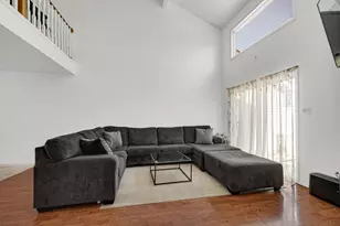 9993 Hunters Run, Saint John, IN 46373 - Photo 10