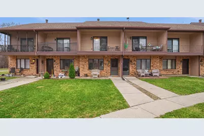 876 Jordan Circle, Schererville, IN 46375 - Photo 2