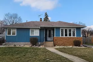 2445 Clough Ave, Highland, IN 46322 - Photo 1