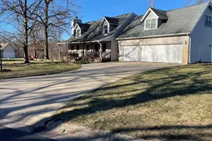 780 Merganser Ln, Valparaiso, IN 46385 - Photo 2