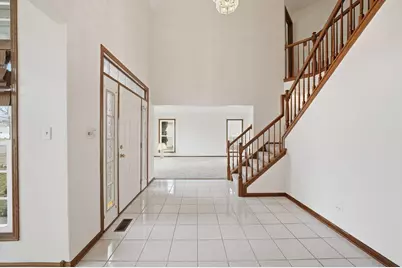 2697 W 85th Avenue, Merrillville, IN 46410 - Photo 8