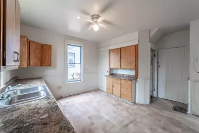 317 E 7th Street, Michigan City, IN 46360 - Photo 18