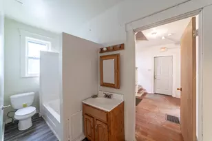 317 E 7th St, Michigan City, IN 46360 - Photo 20