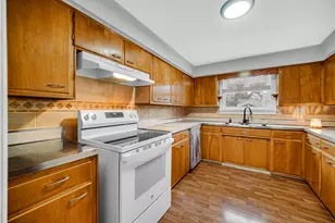 600 W North St, Crown Point, IN 46307 - Photo 8