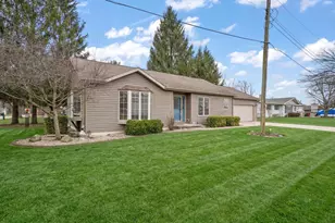 4100 East Dr, Knox, IN 46534 - Photo 2