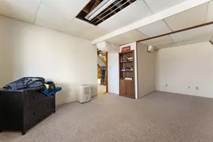 8690 Durbin Ln, Crown Point, IN 46307 - Photo 32