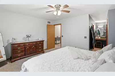 7215 Starling Drive, Schererville, IN 46375 - Photo 14