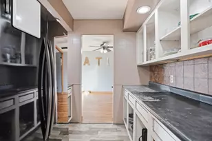 342 N Wright St, Griffith, IN 46319 - Photo 8