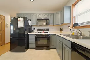 664 Windy Meadow Ct, Hebron, IN 46341 - Photo 6