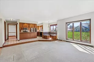 505 Andover Dr, Valparaiso, IN 46383 - Photo 12