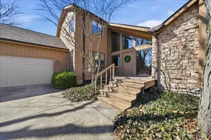 505 Andover Dr, Valparaiso, IN 46383 - Photo 2