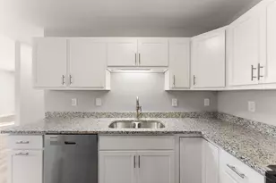 191 Mallard Pointe Dr, Valparaiso, IN 46385 - Photo 12