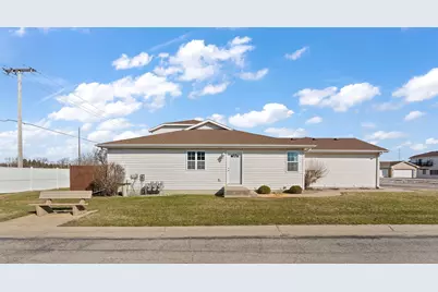 191 Mallard Pointe Drive, Valparaiso, IN 46385 - Photo 2