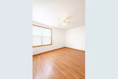 413 E 10th Street, Michigan City, IN 46360 - Photo 6