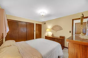 22 Maple Ct, Schererville, IN 46375 - Photo 12