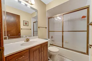 22 Maple Ct, Schererville, IN 46375 - Photo 10