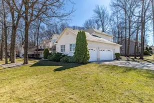 5037 E 70th Ave, Schererville, IN 46375 - Photo 4