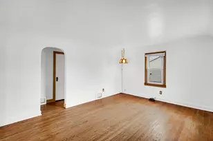 7620 New Hampshire Ave, Hammond, IN 46323 - Photo 4