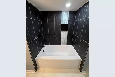 4501 Richard Gordon Hatcher Boulevard, Gary, IN 46408 - Photo 20