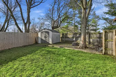 316 Oak Circle, Crown Point, IN 46307 - Photo 6