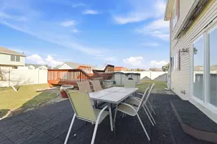 609 Dakota Dr, Lowell, IN 46356 - Photo 10