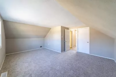 765 Governor Road, Valparaiso, IN 46385 - Photo 14