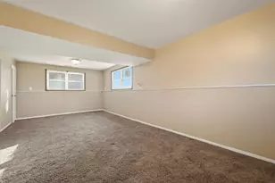 3771 Kingsway Dr, Crown Point, IN 46307 - Photo 22