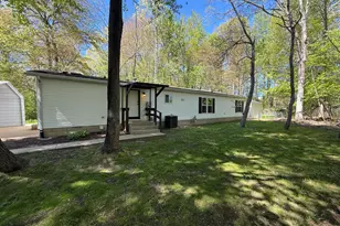 122 Top Flight Rd, Michigan City, IN 46360 - Photo 22