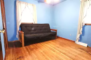 709 Porter St, Gary, IN 46406 - Photo 12