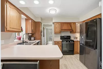 9610 N 250 E, Wheatfield, IN 46392 - Photo 12
