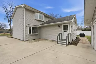 9200 Birch Ave, Munster, IN 46321 - Photo 30