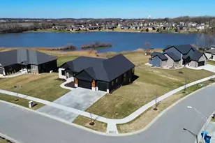 10102 Lakeview Dr, Saint John, IN 46373 - Photo 38