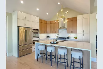 10102 Lakeview Drive, Saint John, IN 46373 - Photo 6