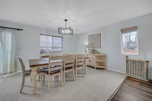 998 Ian Dr, Hobart, IN 46342 - Photo 10