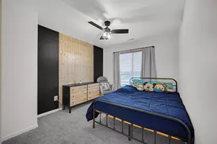 998 Ian Dr, Hobart, IN 46342 - Photo 18