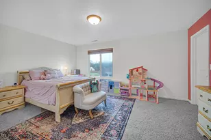 998 Ian Dr, Hobart, IN 46342 - Photo 20