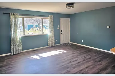 510 Washington Park Boulevard, Michigan City, IN 46360 - Photo 6