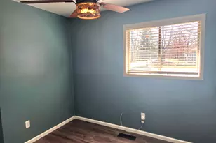 510 Washington Park Blvd, Michigan City, IN 46360 - Photo 10