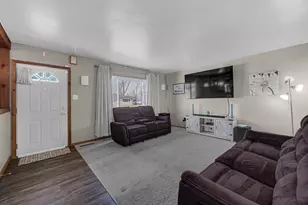 7208 Ohio Ave, Hammond, IN 46323 - Photo 10