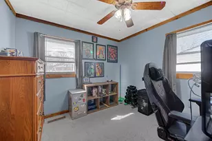 7208 Ohio Ave, Hammond, IN 46323 - Photo 16