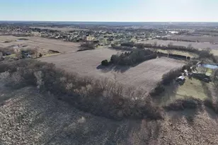 10021 Clay St, Crown Point, IN 46307 - Photo 4