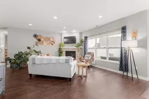 3805 Mandy Ct, Warsaw, IN 46582 - Photo 14