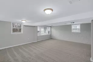 1066 W 10th Pl, Hobart, IN 46342 - Photo 14